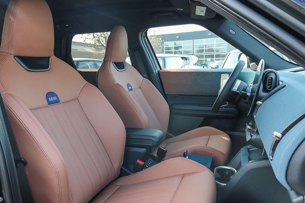 2025 Mini Countryman S ALL4 photo 16