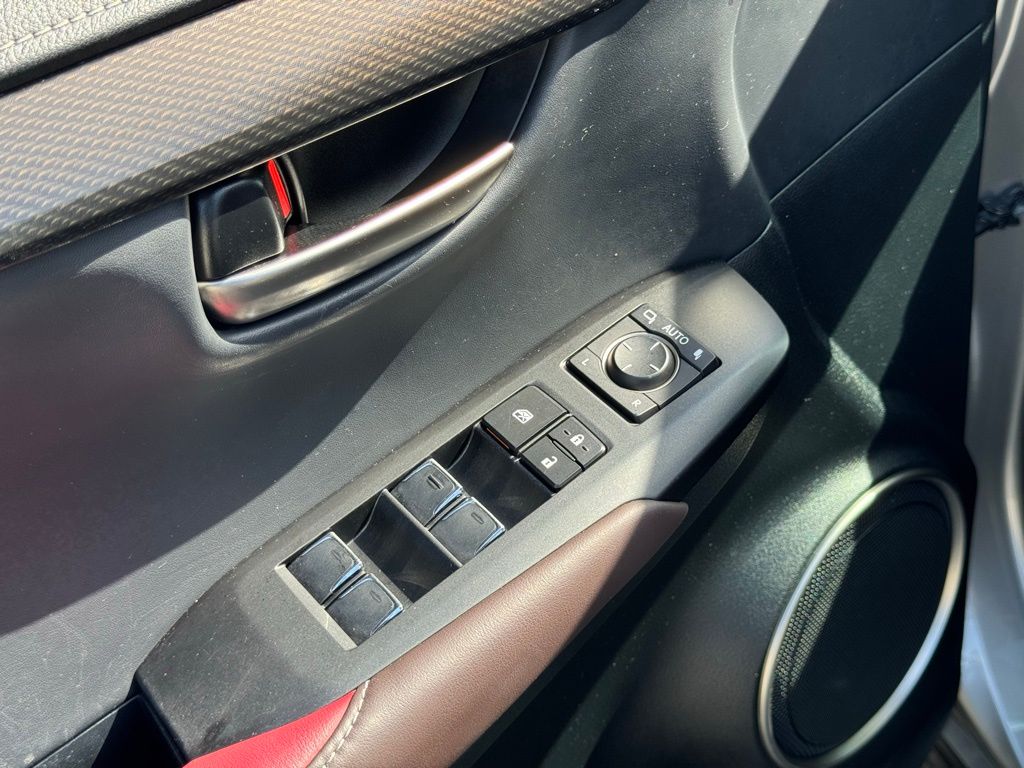 2018 Lexus NX 300 F SPORT photo 21