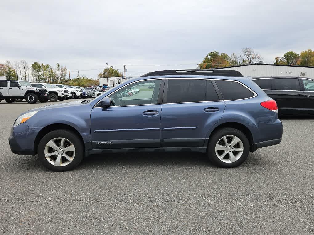 Used 2013 Subaru Outback Limited with VIN 4S4BRBJC8D3261038 for sale in Oakland, ME