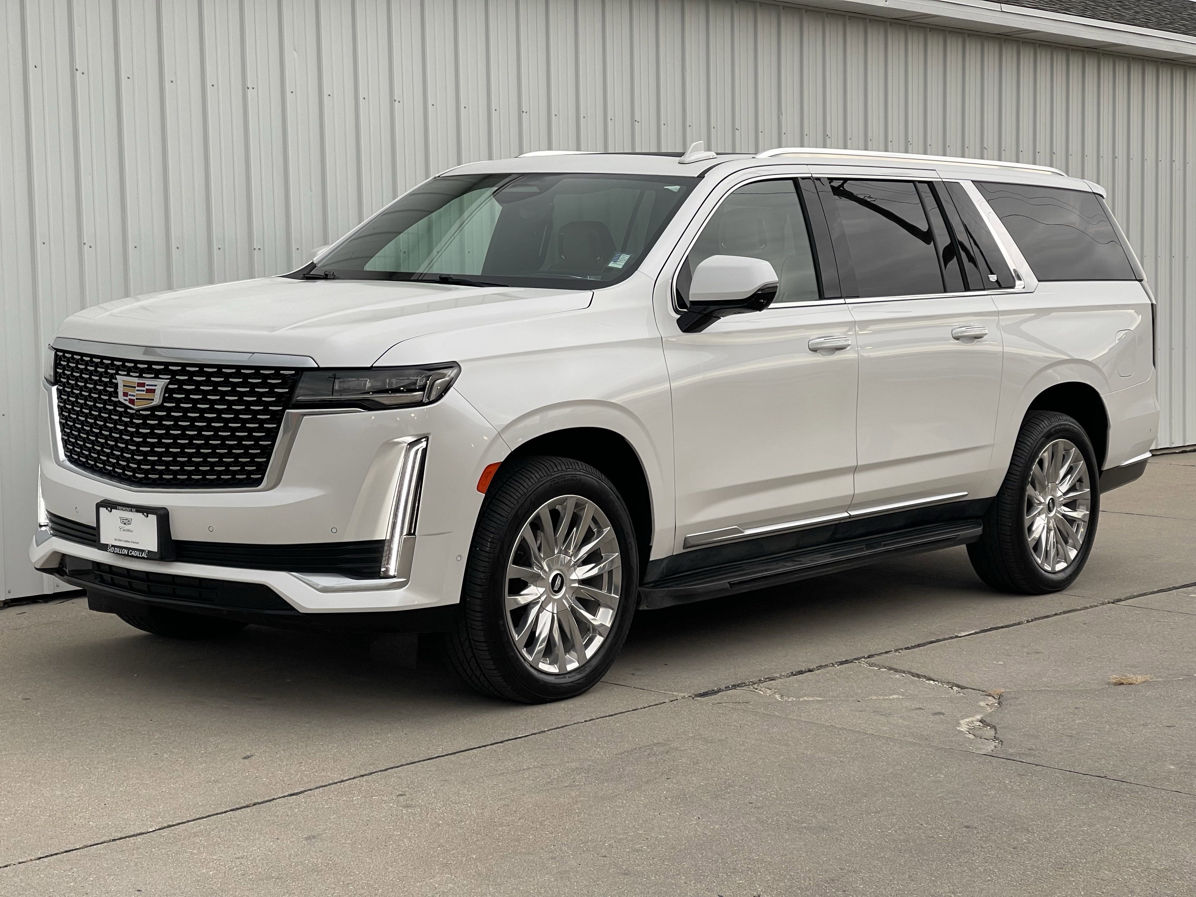 2023 Cadillac Escalade ESV Premium Luxury's photo