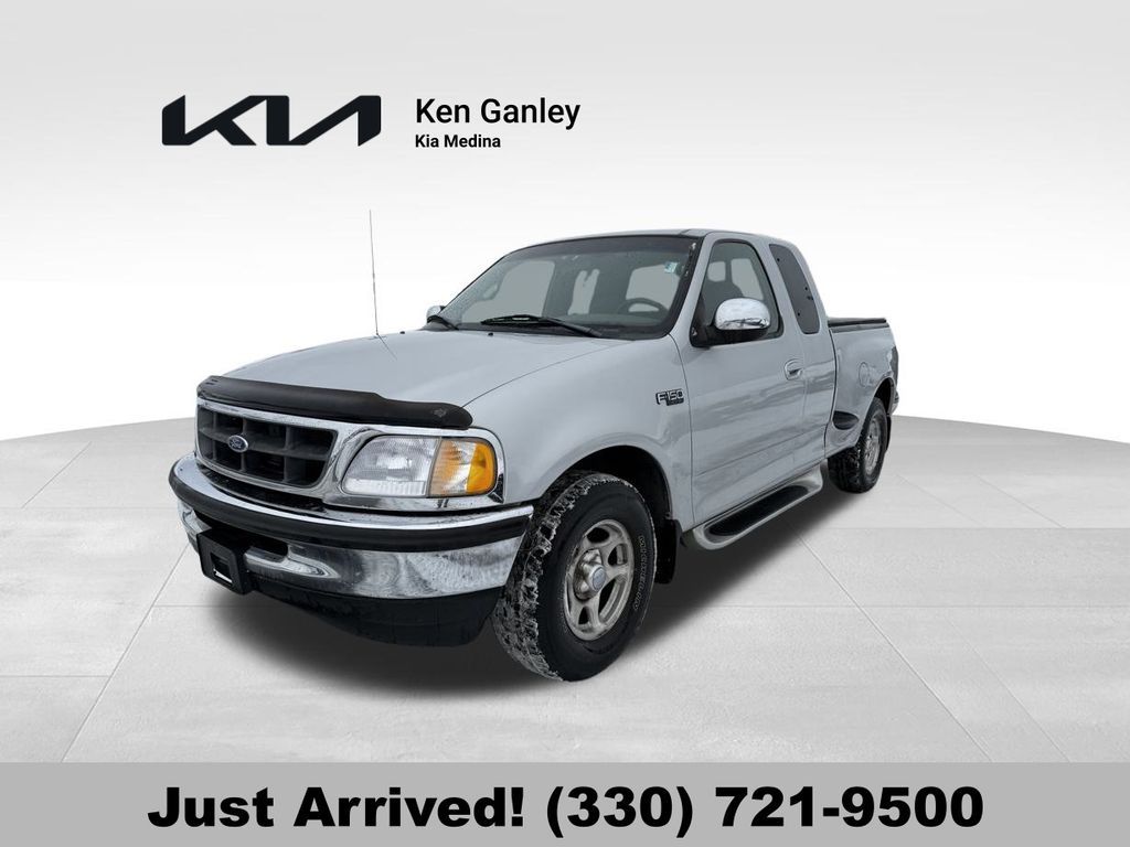 1998 Ford F-150 XLT's photo