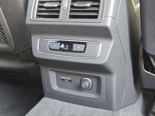 2025 Audi Q5 S line Premium 45 TFSI photo 16