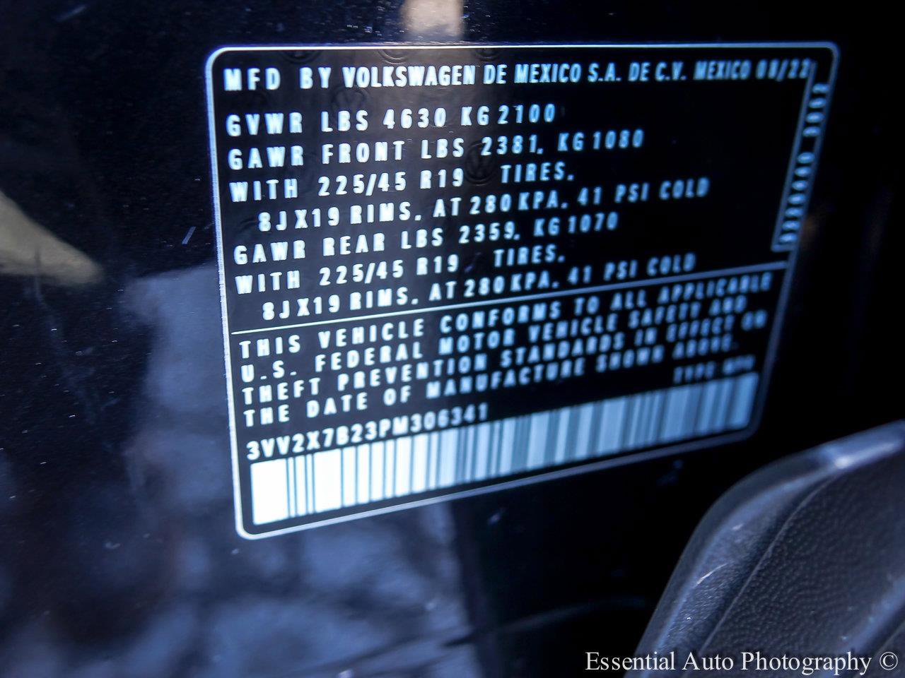 2023 VOLKSWAGEN TAOS - Image 24