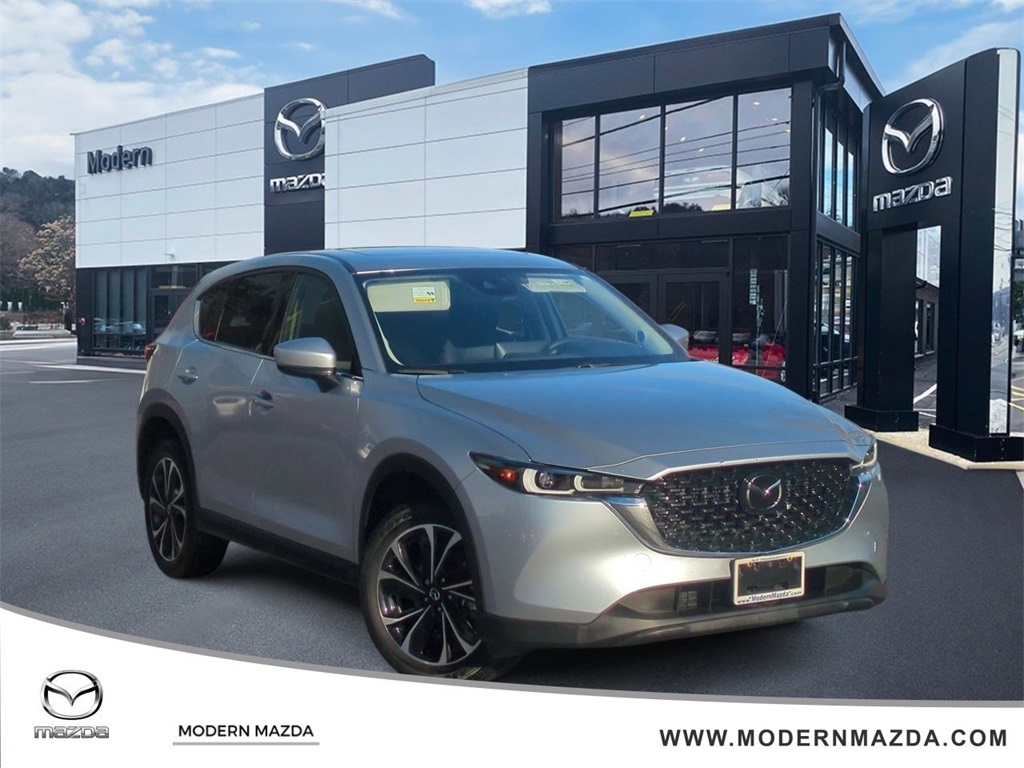 2023 Mazda CX-5 S Premium package's photo