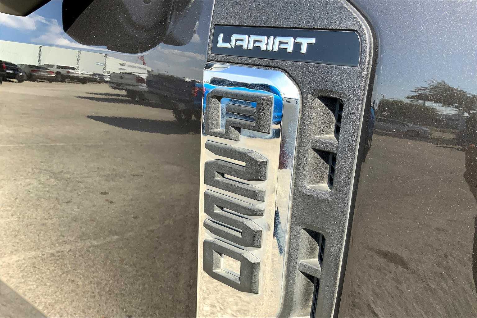 2024 Ford F-250 Lariat photo 30