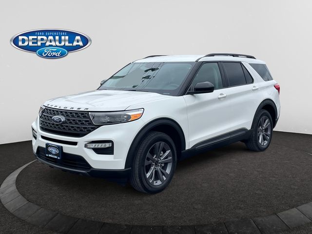 2022 Ford Explorer XLT's photo