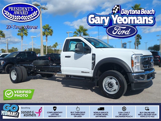 2026 Ford F-600 Super Duty Chassis Cab XL's photo