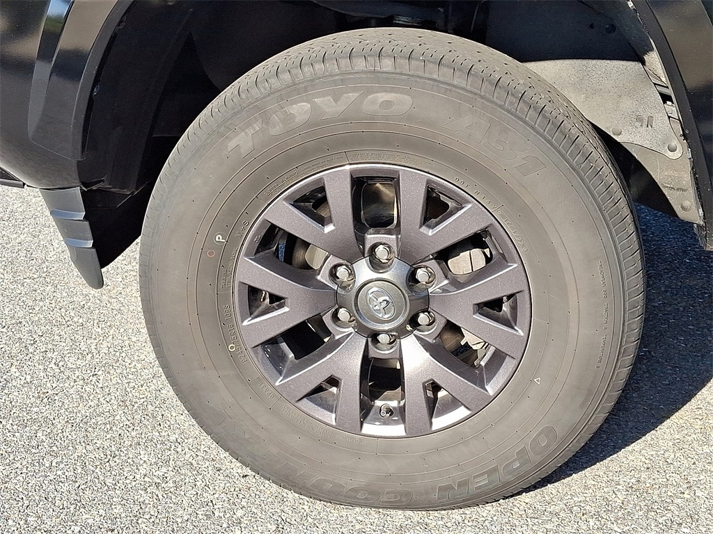 2023 Toyota Tacoma SR5 photo 25