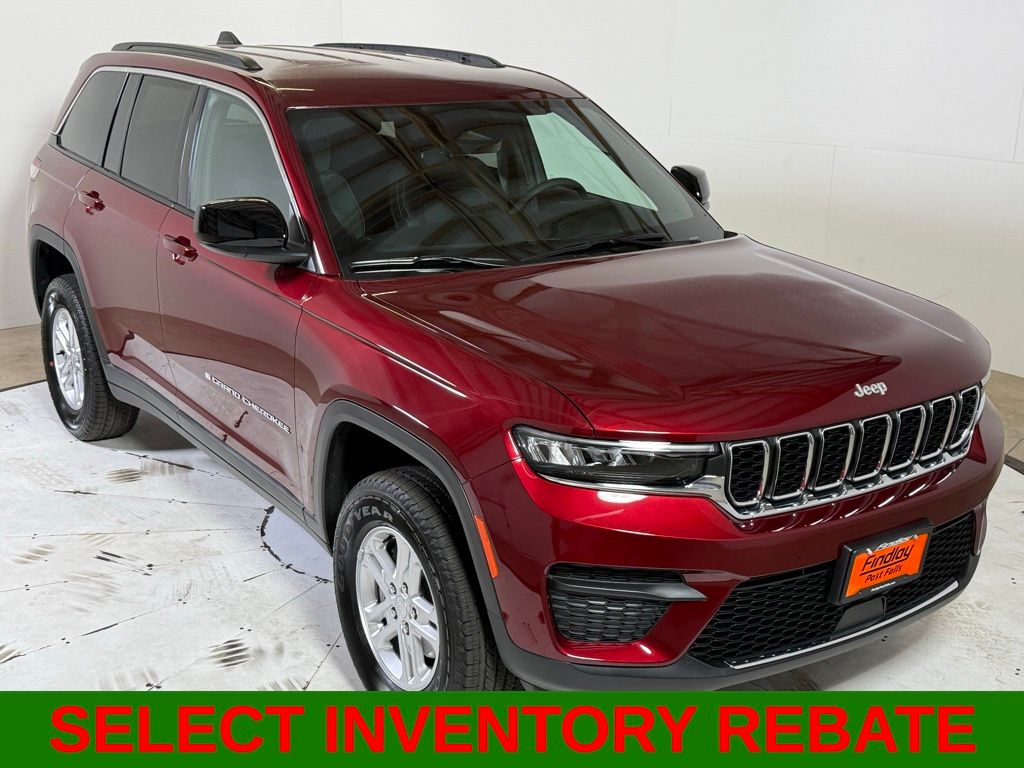2025 Jeep Grand Cherokee Laredo