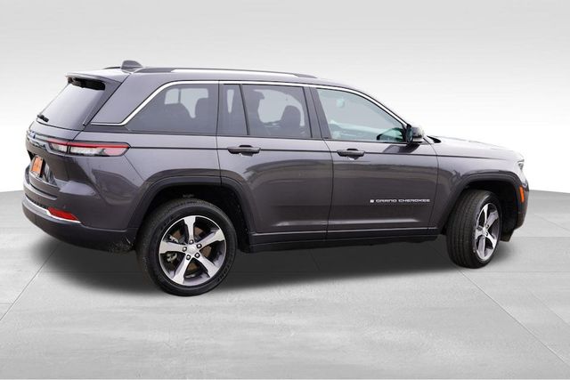 2023 Jeep Grand Cherokee 4xe photo 4