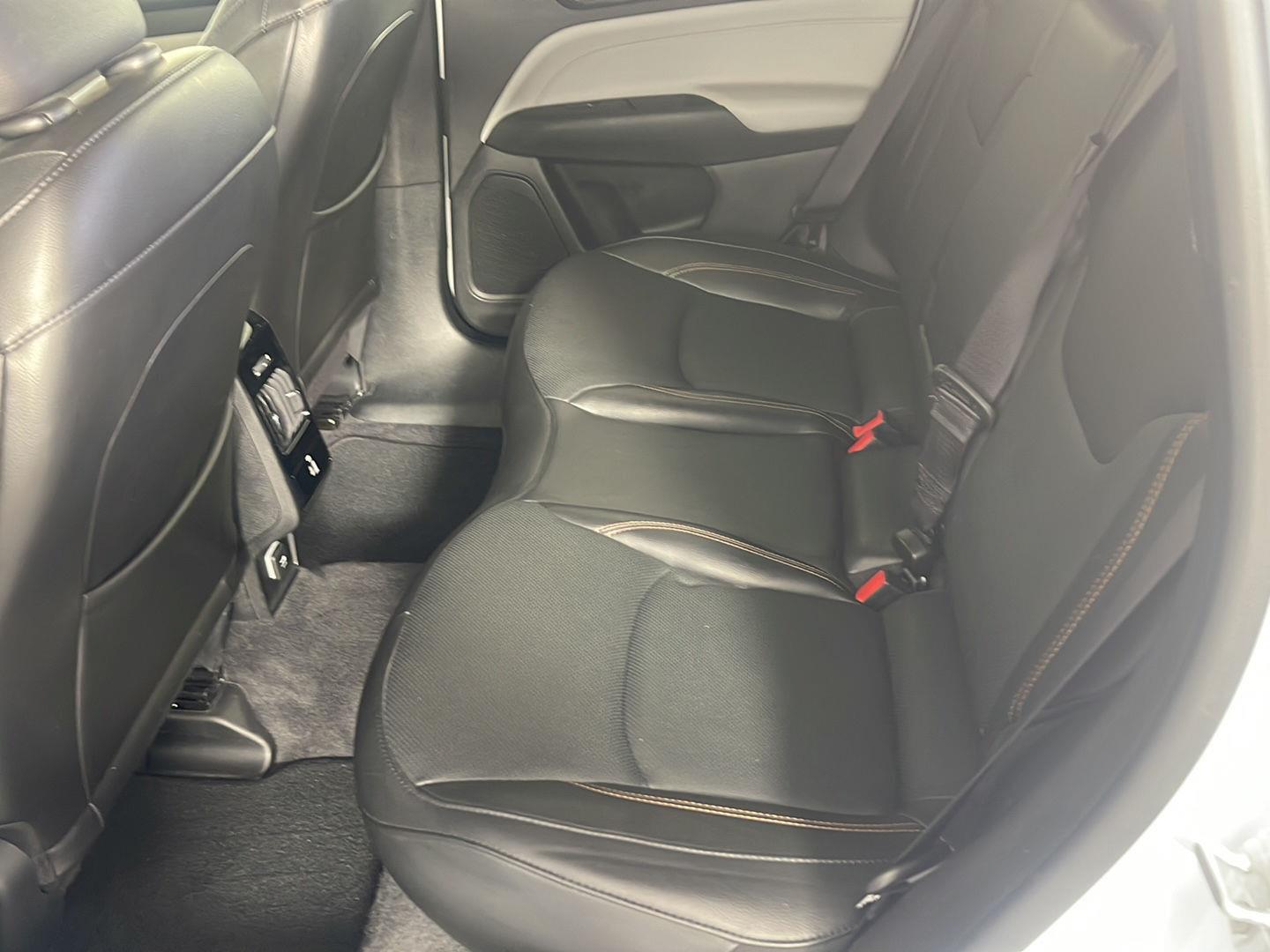 2023 Jeep Compass Limited photo 14