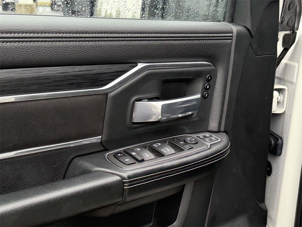 2024 Ram 2500 Laramie photo 28