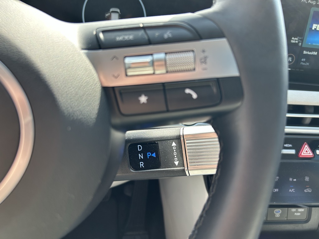 2025 Hyundai Tucson Hybrid Limited photo 15