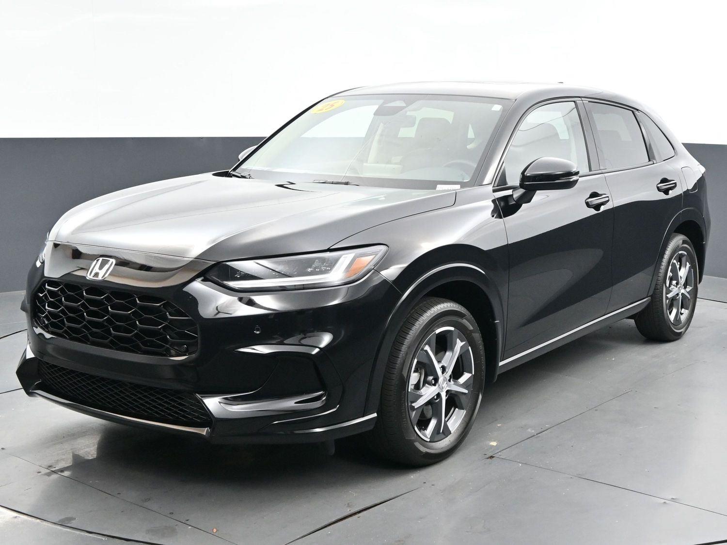 2025 Honda HR-V EX-L photo 2