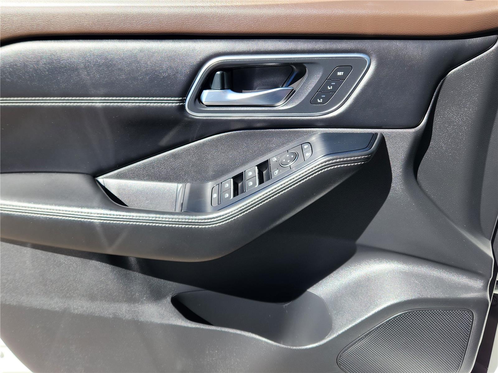 2021 Nissan Rogue SL photo 8