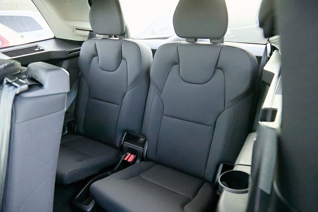 2026 VOLVO XC90 - Image 18