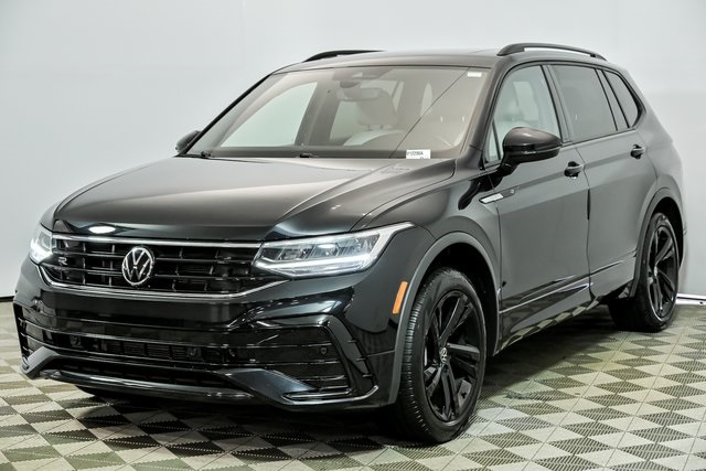 2023 Volkswagen Tiguan SE R-Line Black photo 3
