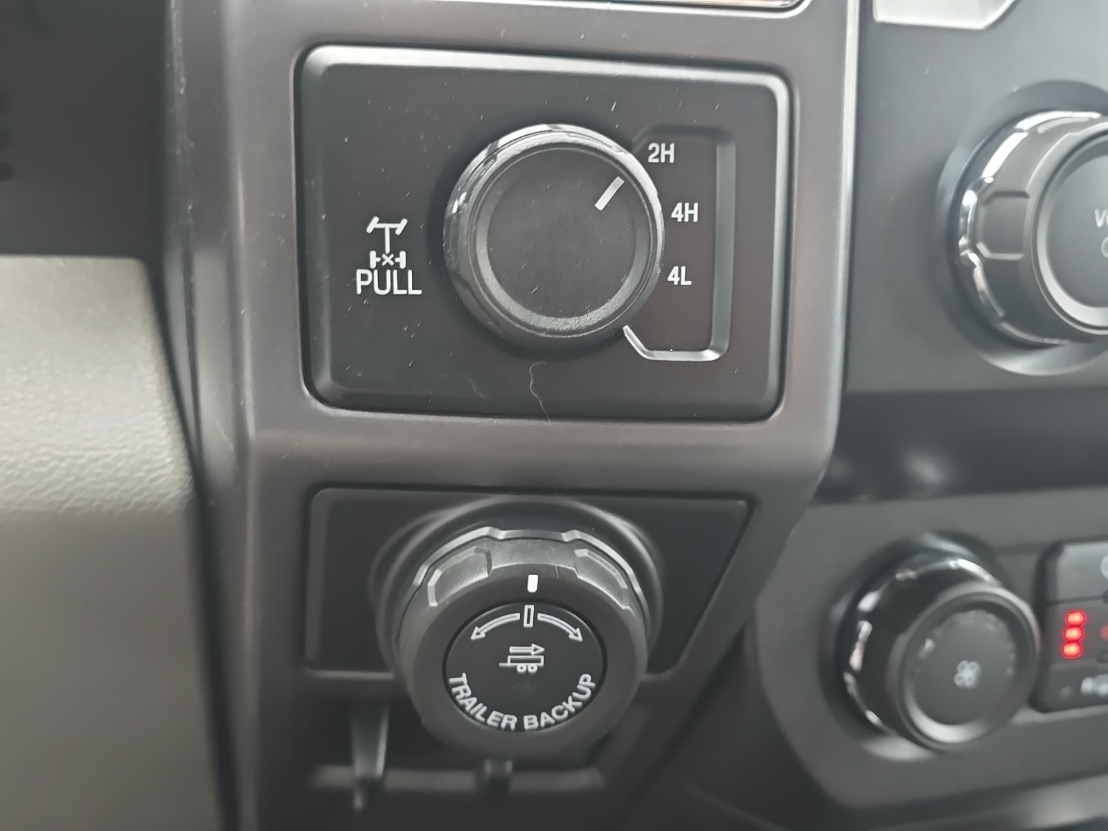 2019 Ford F-150 XLT photo 22