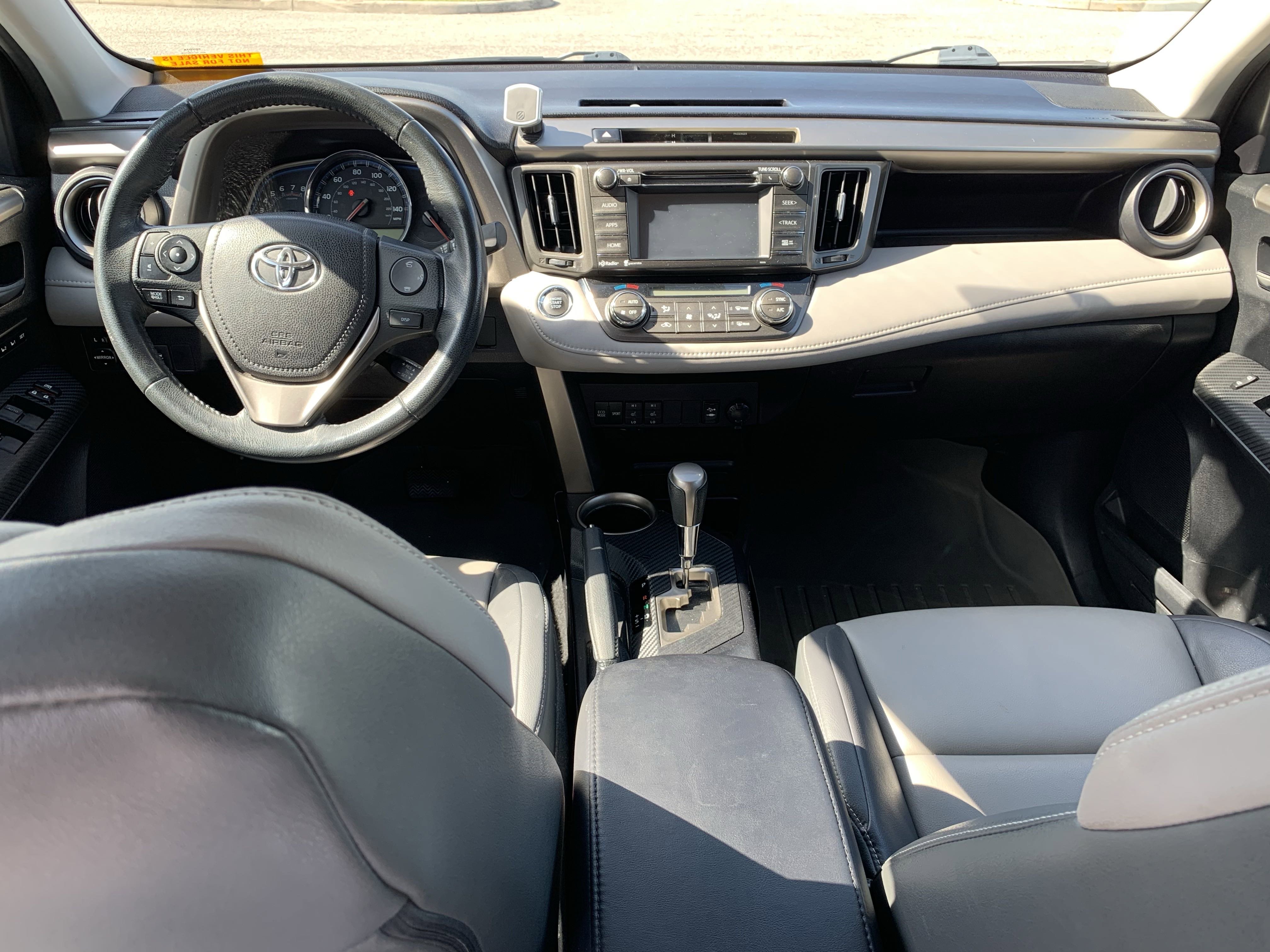 2014 Toyota RAV4 Limited photo 4