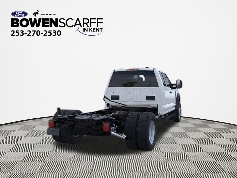 2025 Ford F-550 photo 8