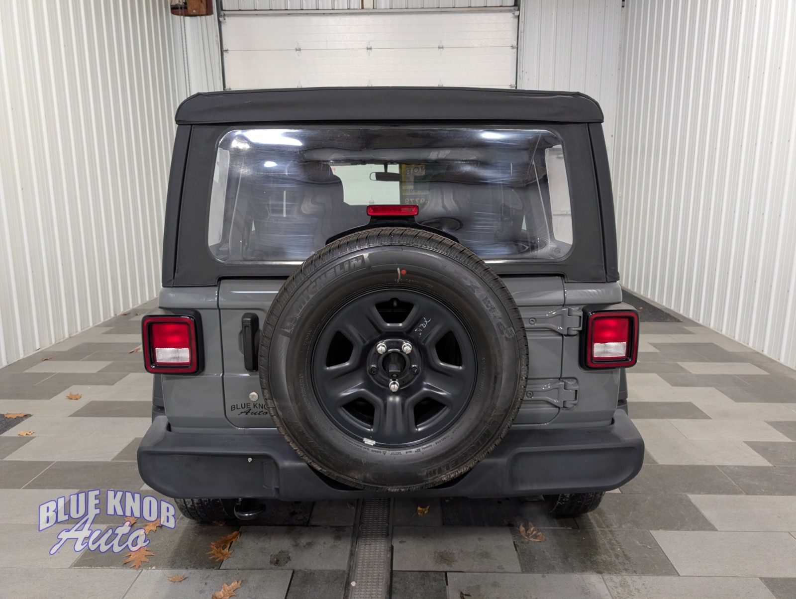 2022 Jeep Wrangler Unlimited Sport photo 3