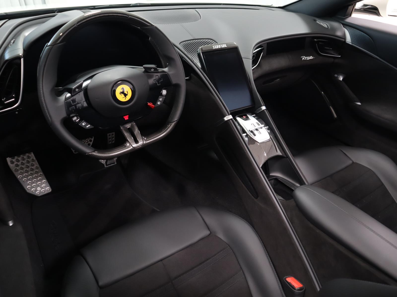 2024 Ferrari Roma Spider photo 17
