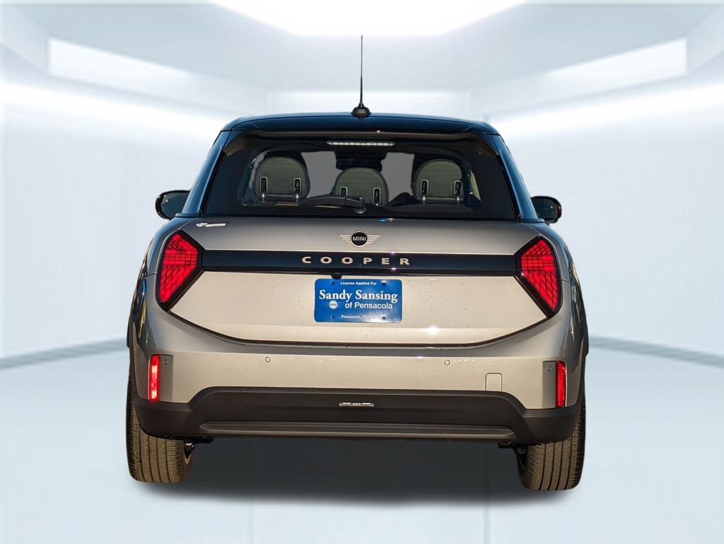 2026 Mini Cooper 4 Door Hardtop Signature photo 4