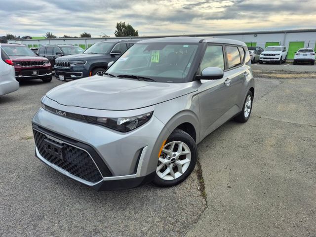 2024 Kia Soul LX S photo 4