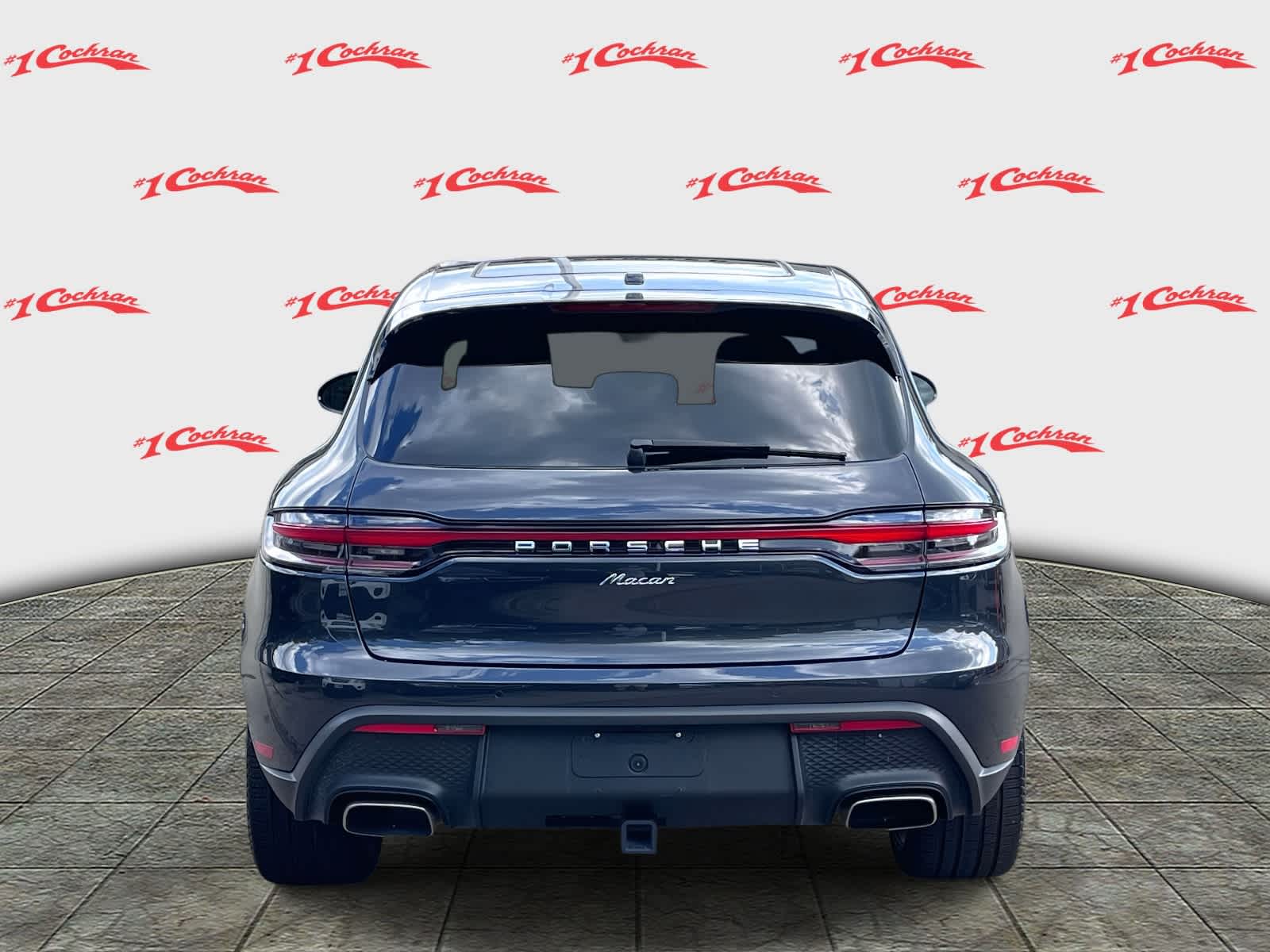 2024 Porsche Macan Base photo 4