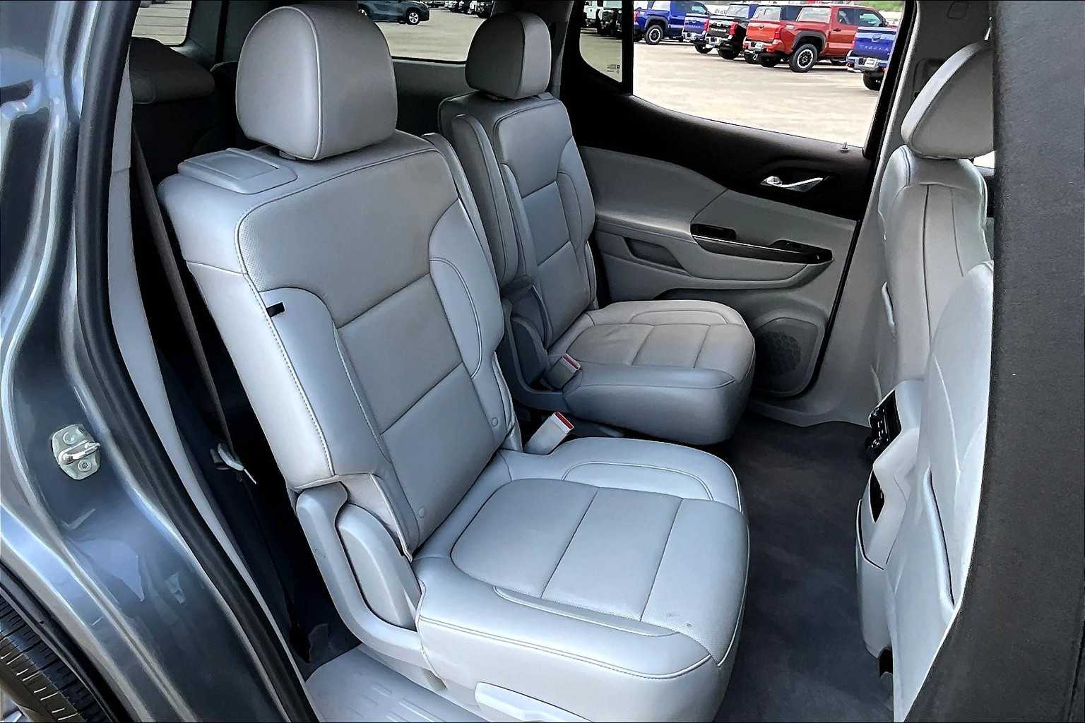 2022 Gmc Acadia SLT photo 20
