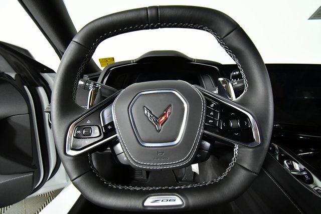 2025 Chevrolet Corvette Z06 2LZ photo 2