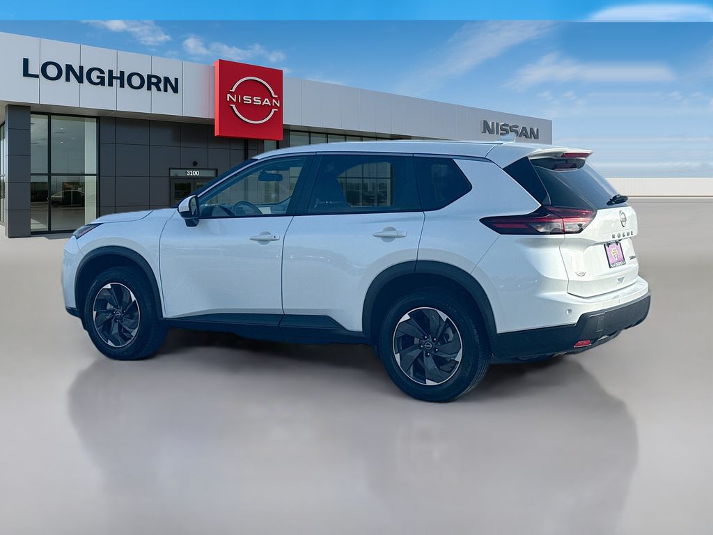 2024 Nissan Rogue SV photo 4