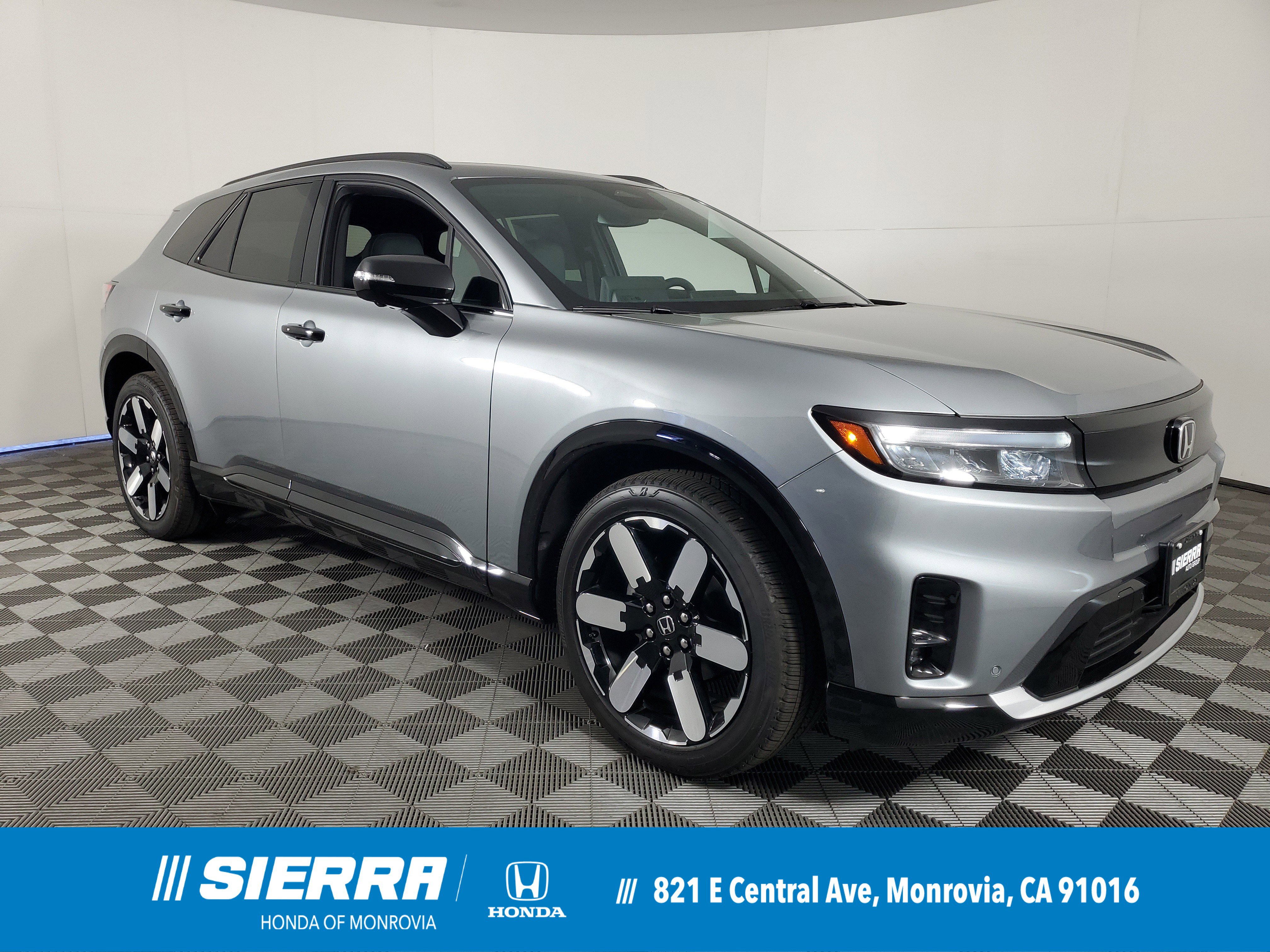 2025 Honda Prologue Elite's photo