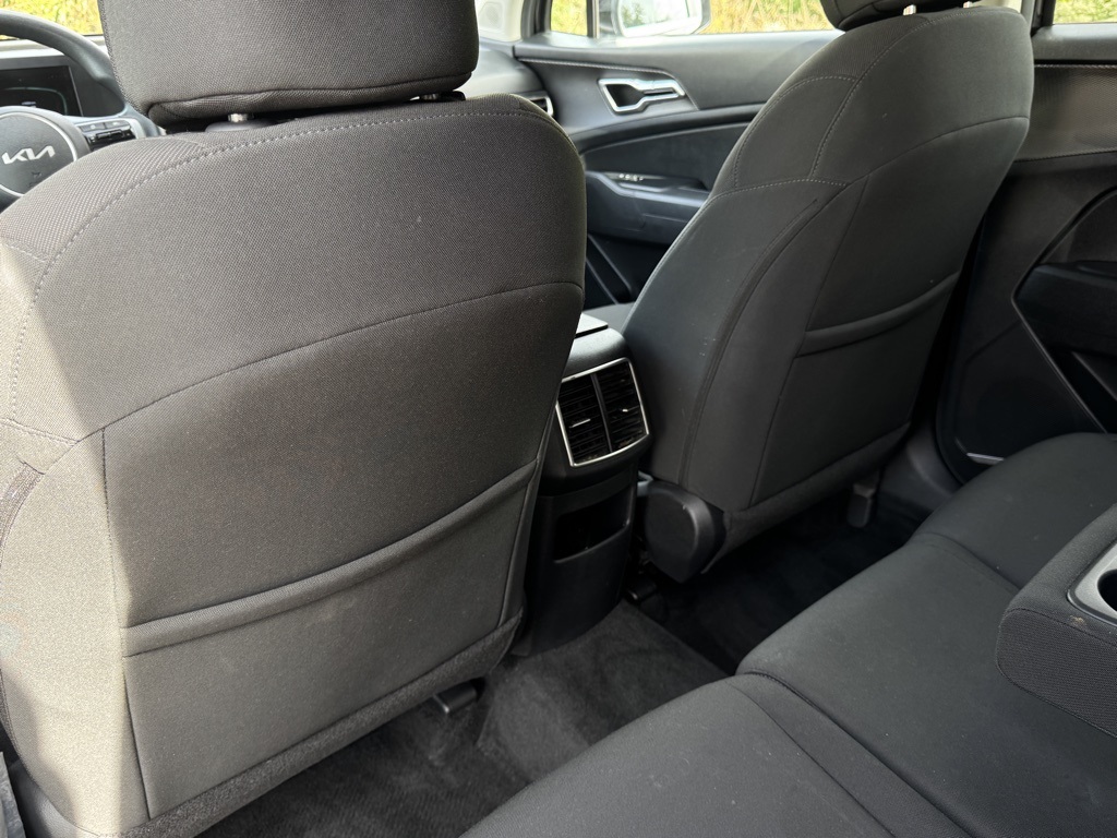 2023 Kia Sportage LX photo 23