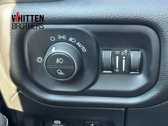 2026 Ram 1500 Laramie photo 17