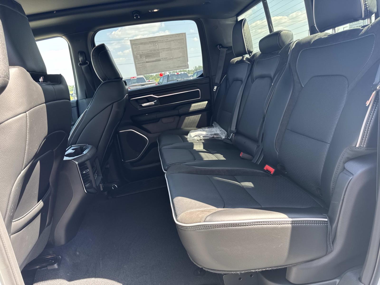 2026 Ram 1500 Laramie photo 5