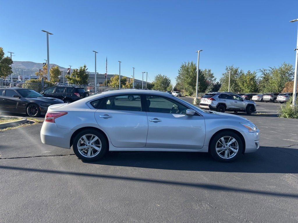 2013 Nissan Altima 2.5 SV photo 3