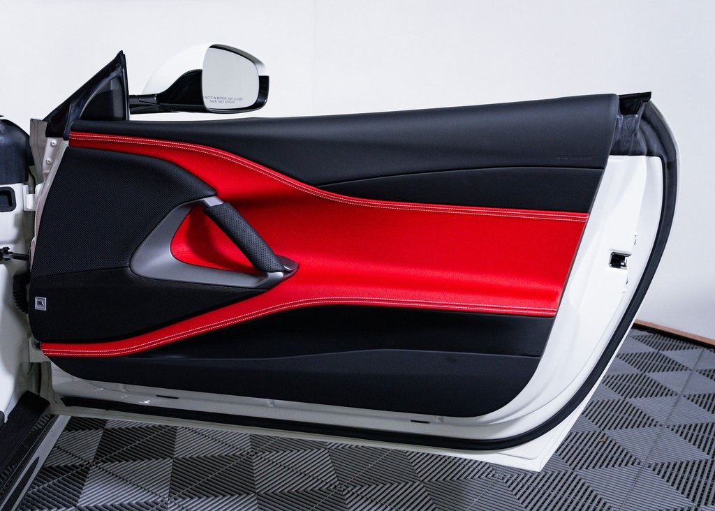 Certified Used 2018 Bianco Avus Ferrari Base image 18