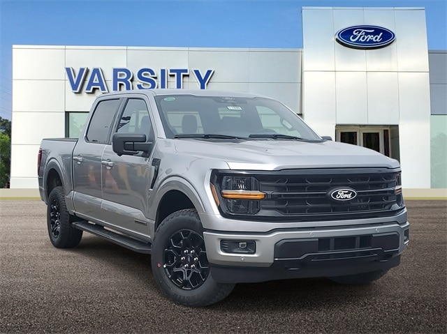 2025 Ford F-150 XLT's photo