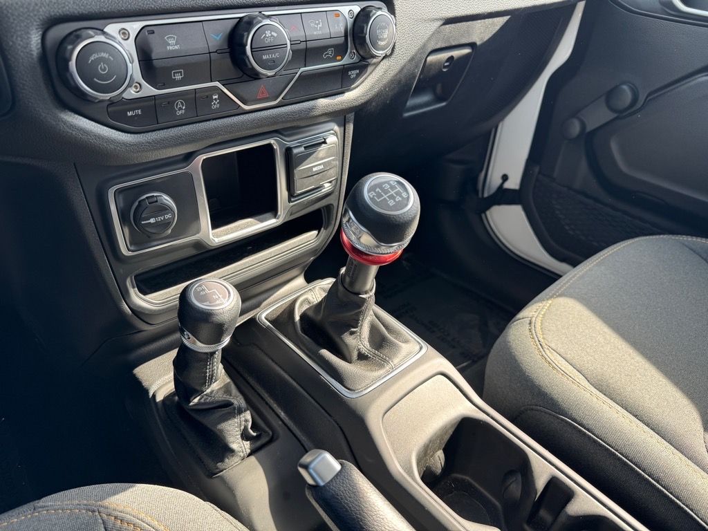 2024 Jeep Gladiator Sport photo 20