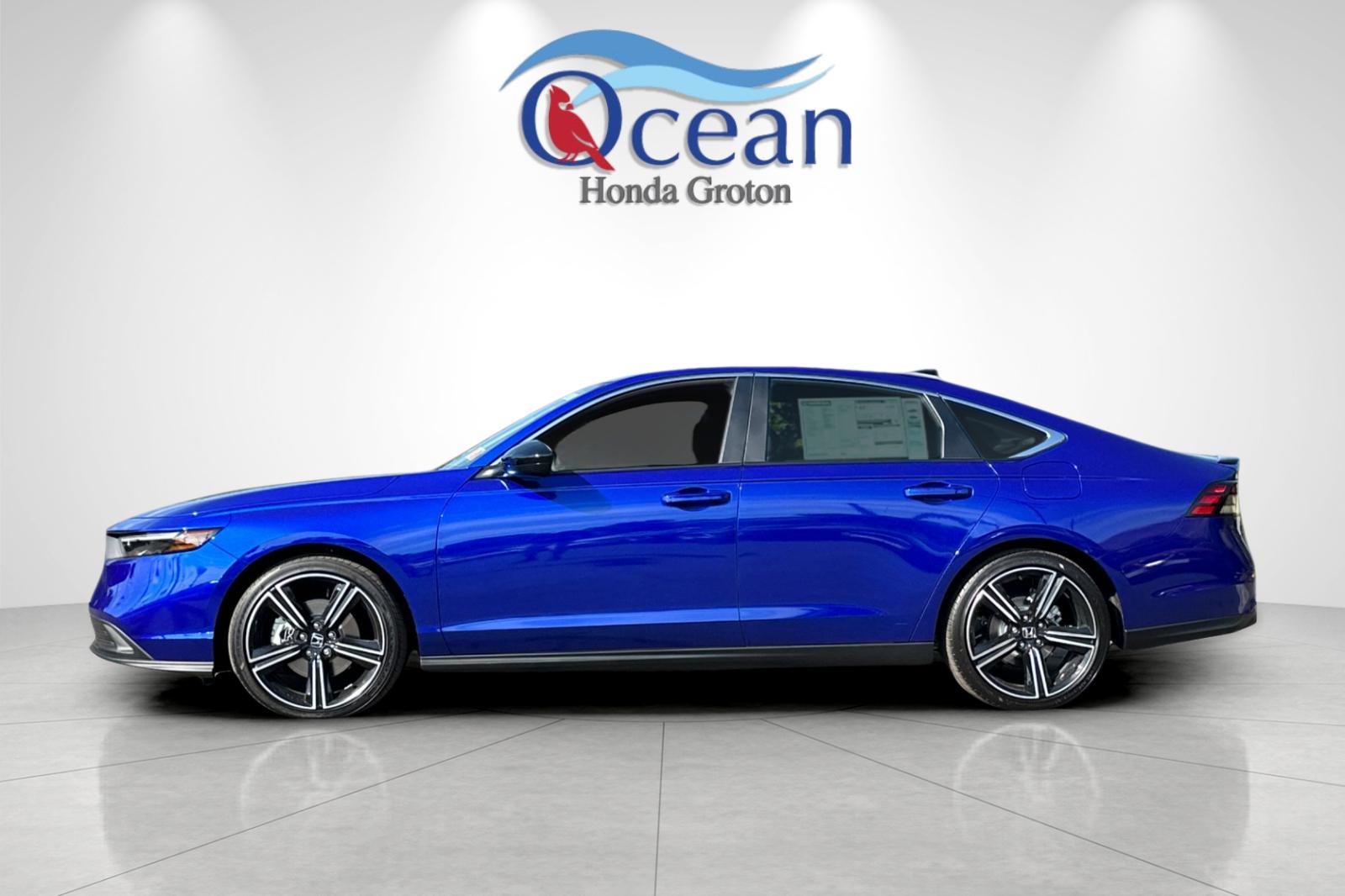 2025 Honda Accord Sport photo 2