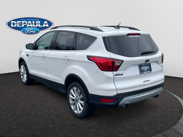 2019 Ford Escape SEL photo 3