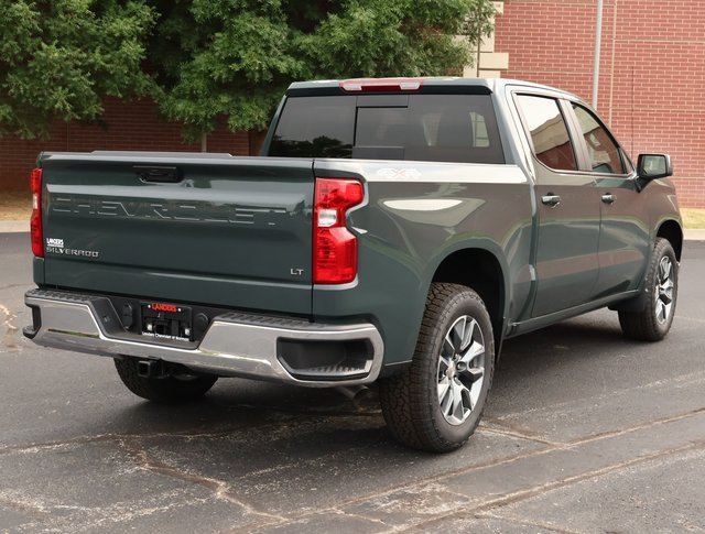 2025 Chevrolet Silverado 1500 LT photo 24