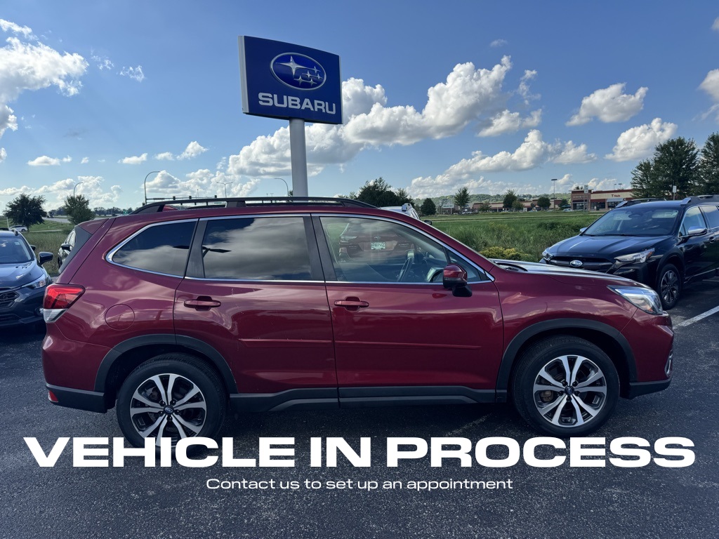 Used 2019 Subaru Forester Limited with VIN JF2SKAUC8KH526895 for sale in Rochester, Minnesota