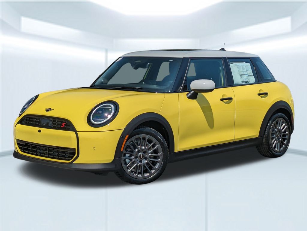 2026 MINI Hardtop 4 Door S's photo