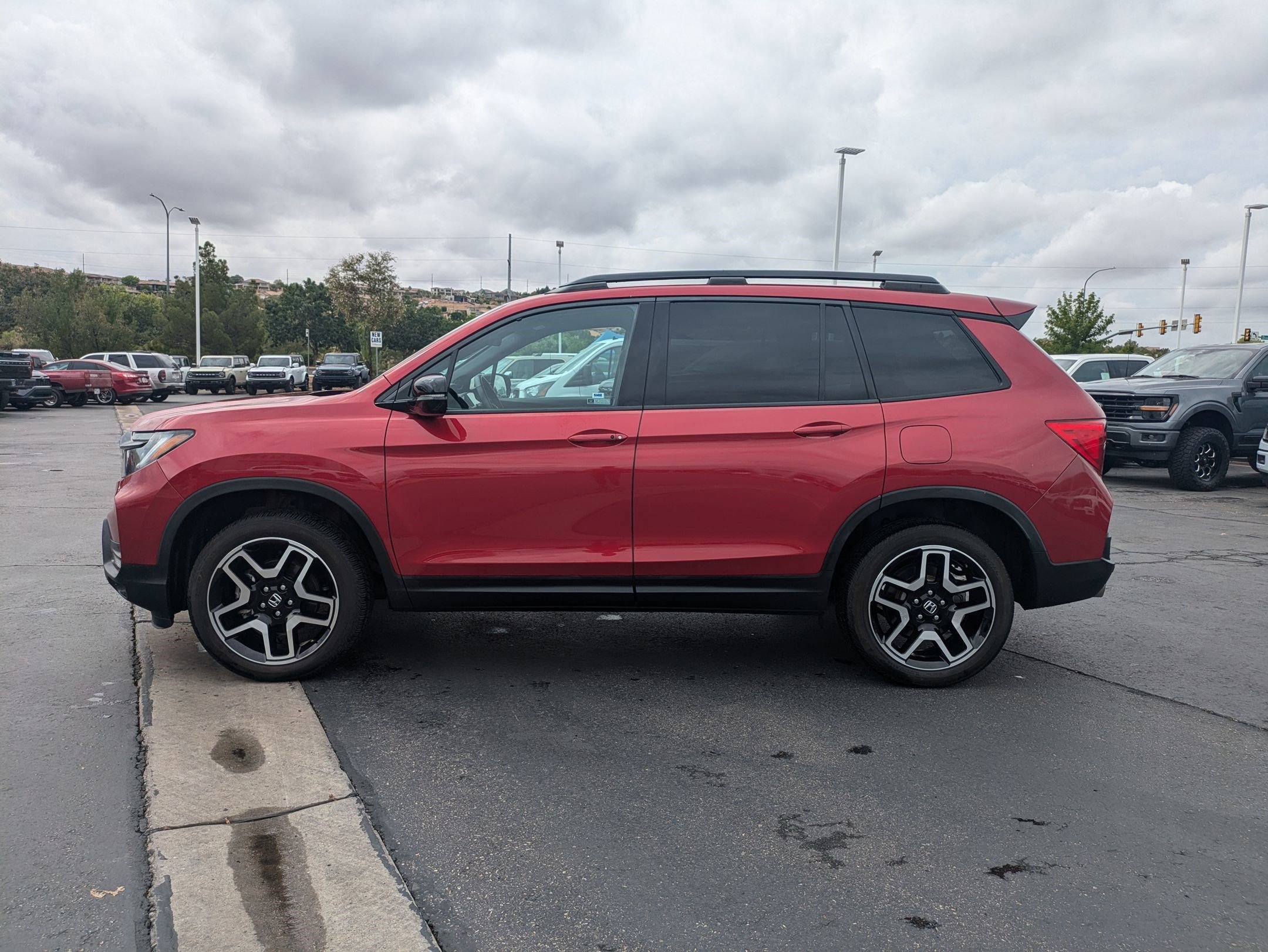 2022 Honda Passport Elite photo 3