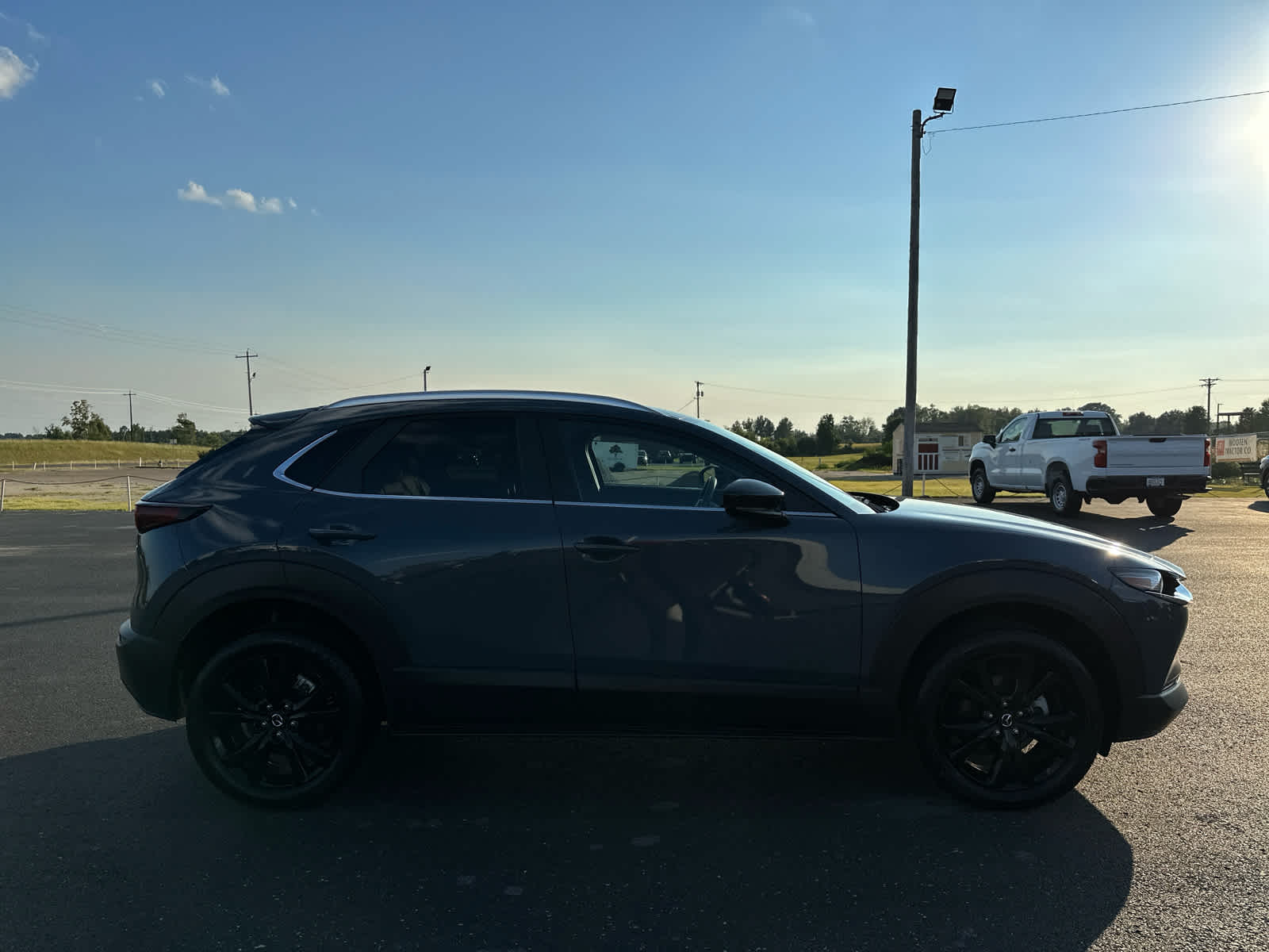 2024 Mazda CX-30 2.5 S Carbon photo 2
