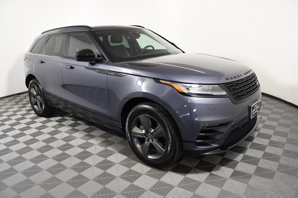 2025 Land Rover Range Rover Velar SE photo 6