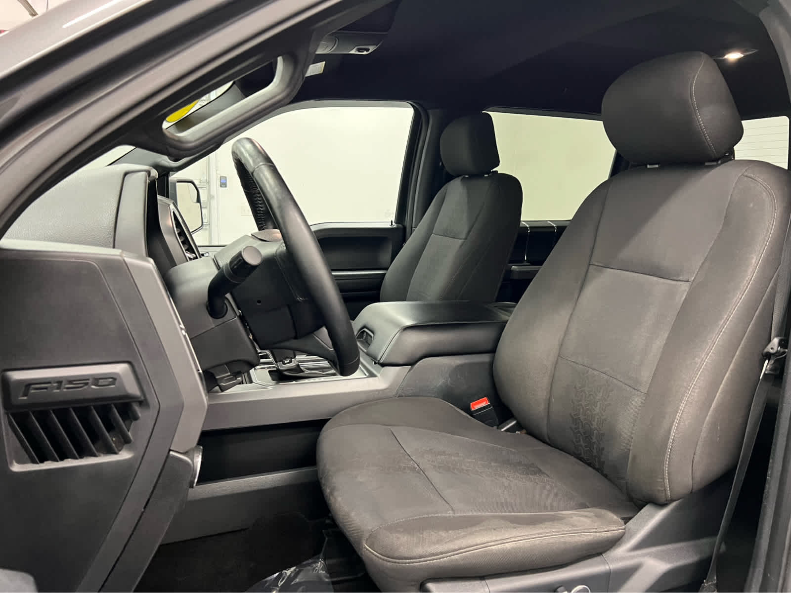 2018 Ford F-150 XLT photo 11