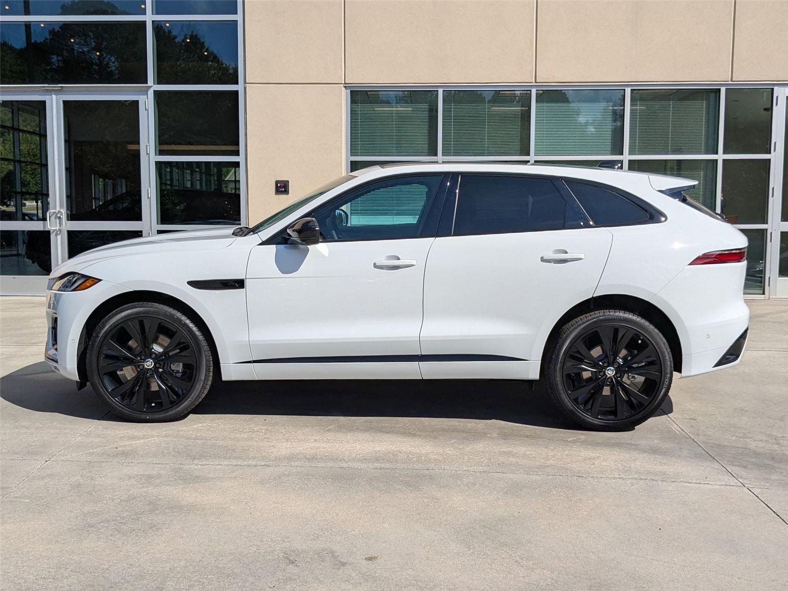 2026 Jaguar F-PACE P250 R-Dynamic S photo 8